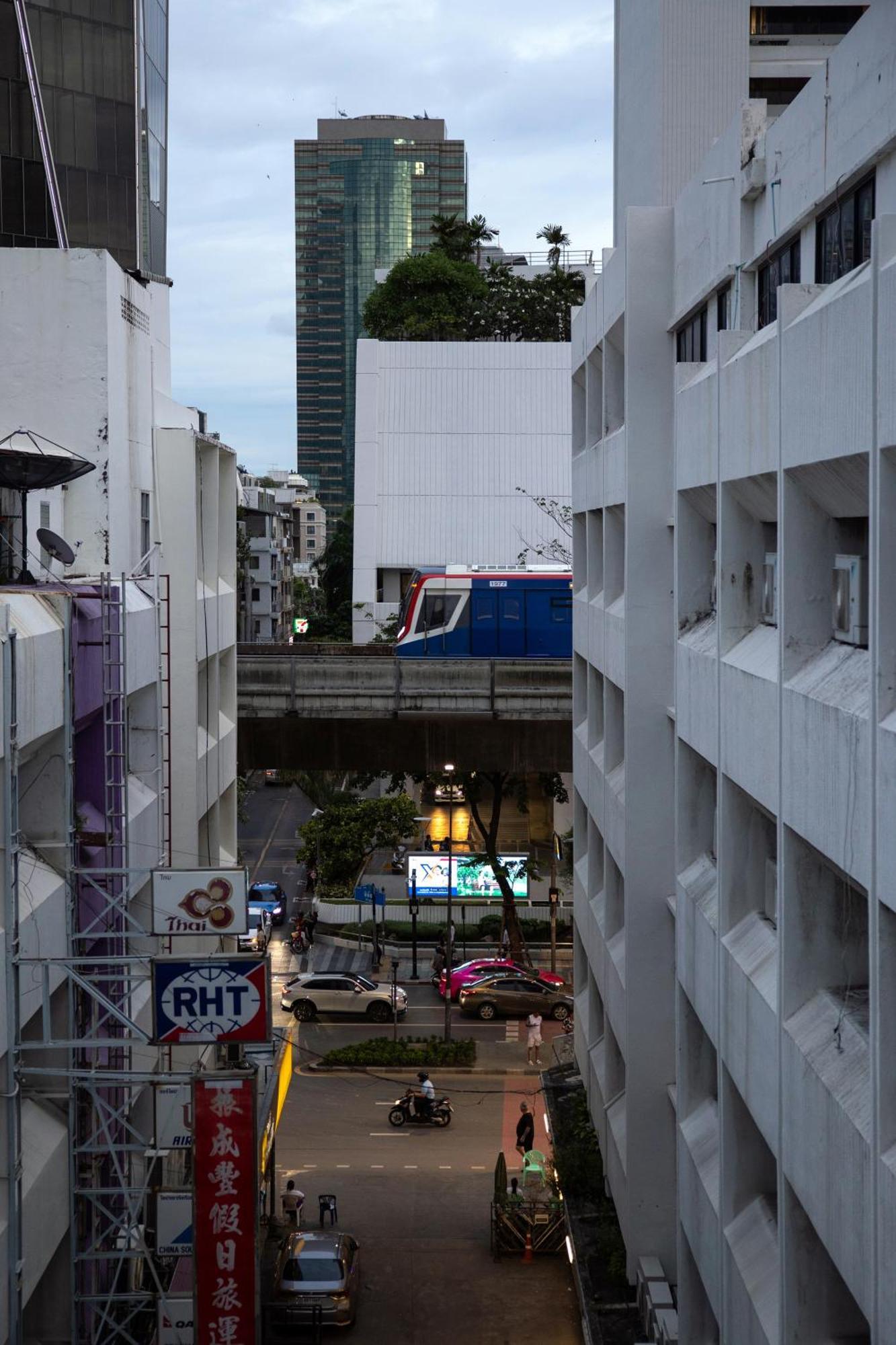 Hotel Nantra Silom à Bangkok Extérieur photo