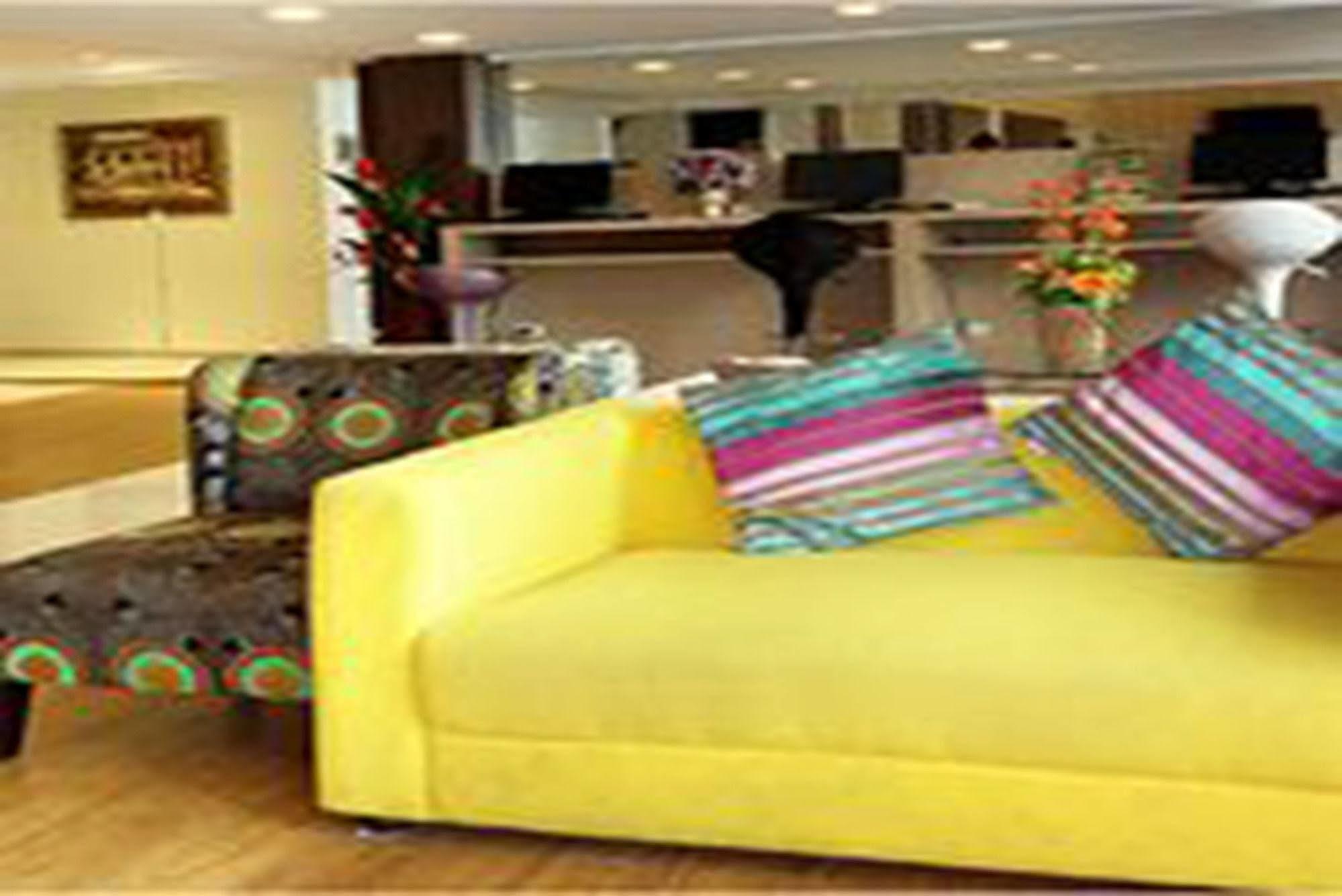 Hotel Nantra Silom à Bangkok Extérieur photo