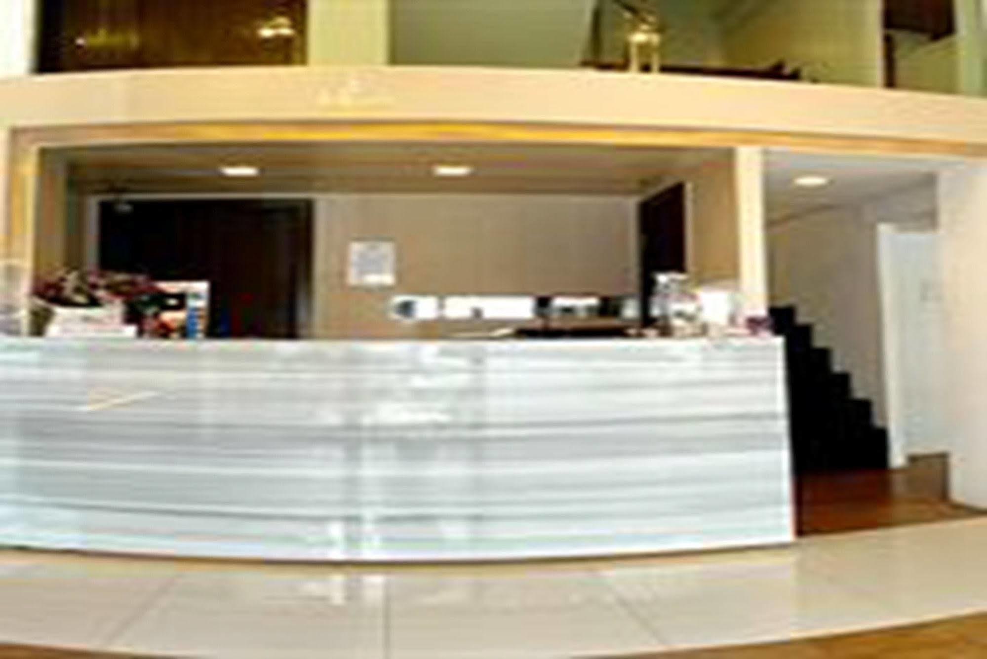 Hotel Nantra Silom à Bangkok Extérieur photo