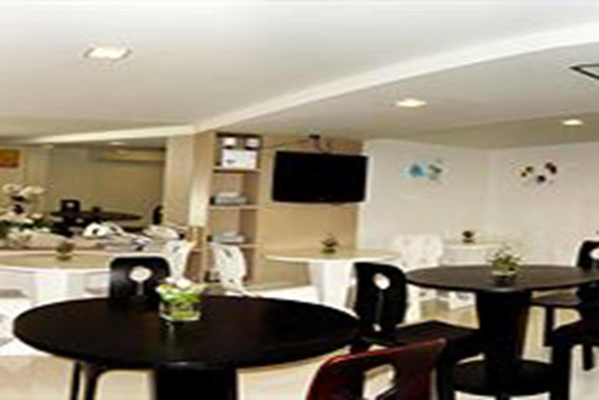Hotel Nantra Silom à Bangkok Extérieur photo